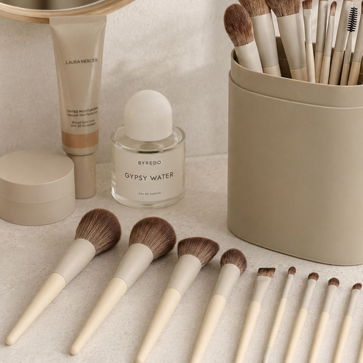 Technique PRO Dover Make-up Pinsel Set - 18 professionelle Pinsel