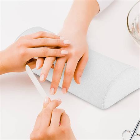 Manicure Cushion - For when you need to apply nail polish - | Fashiongirl