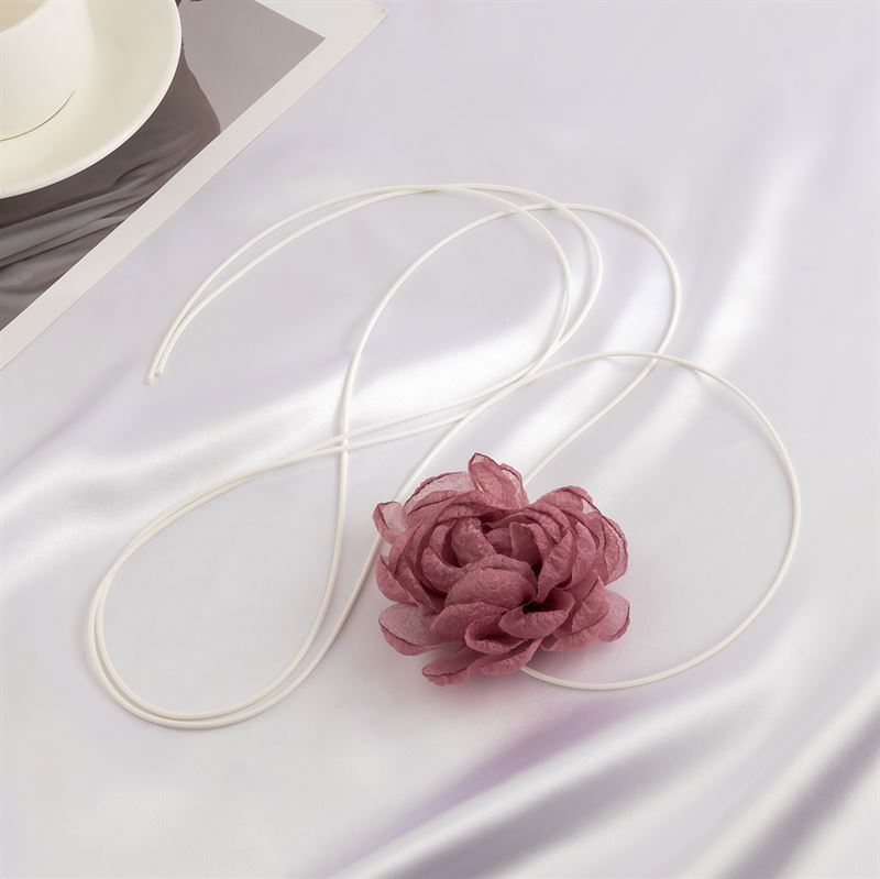 SOHO Bara Choker Necklace - Rose - | Fashiongirl