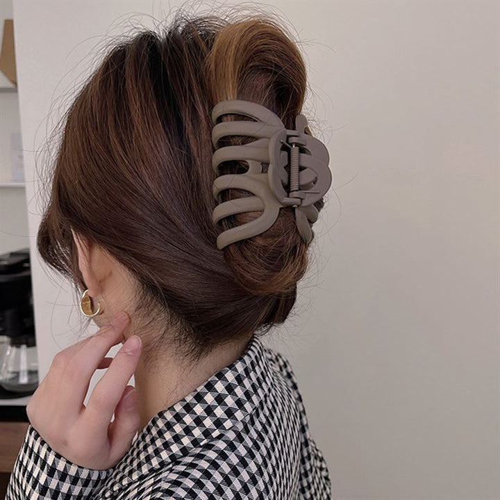 SOHO Bibiana Hair Claw - Mocha - Hair Accessories