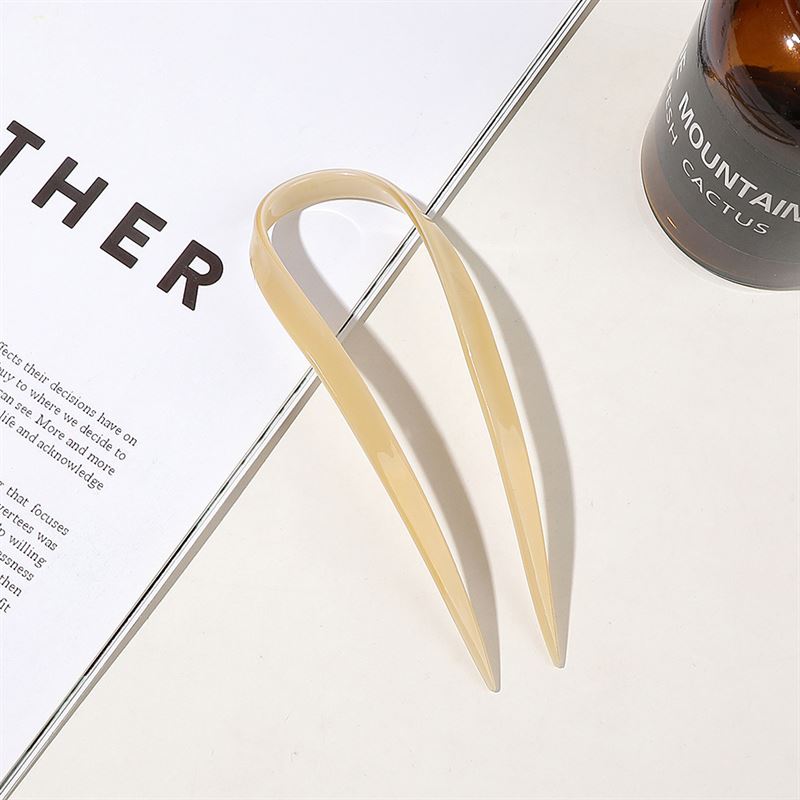 SOHO Channe Hairpin - Ivory - Hair Accessories | Fashiongirl